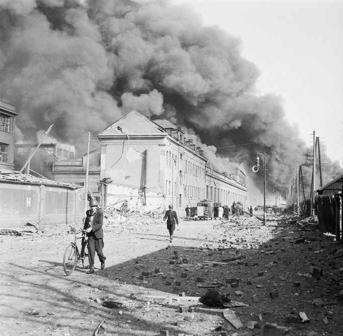 Bombový nálet na Vysočany. 25. 3. 1945