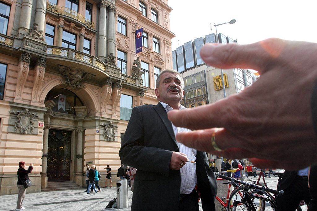 Náměstek ministra na kole