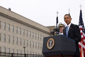 USA si připomněly 11.září, Obama mluvil u Pentagonu