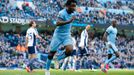 Wilfried Bony z Manchesteru City slaví svůj gól v síti West Bromwiche