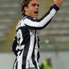 Hráč Juventusu Alessandro Matri slaví gól do sítě Cagliari