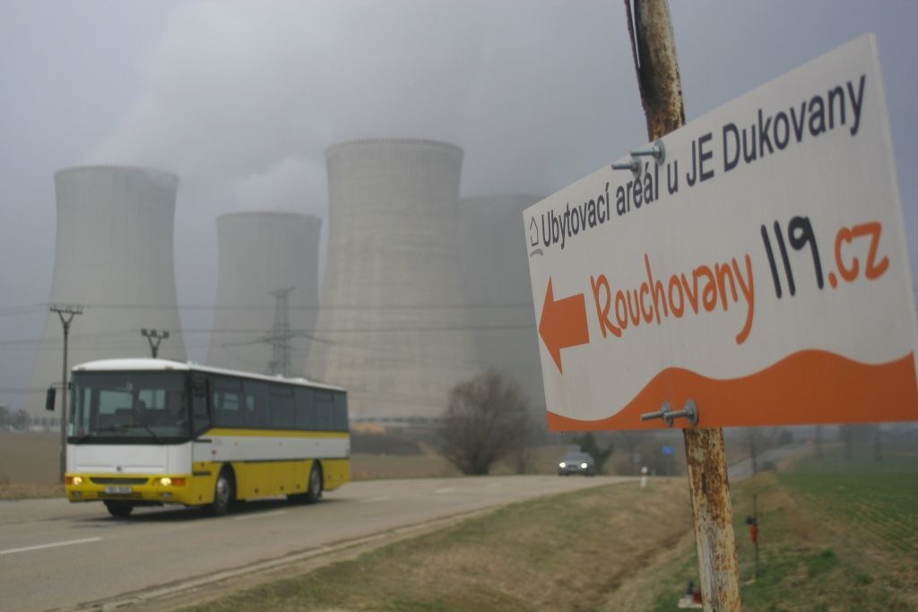 Život pod věžemi Dukovan