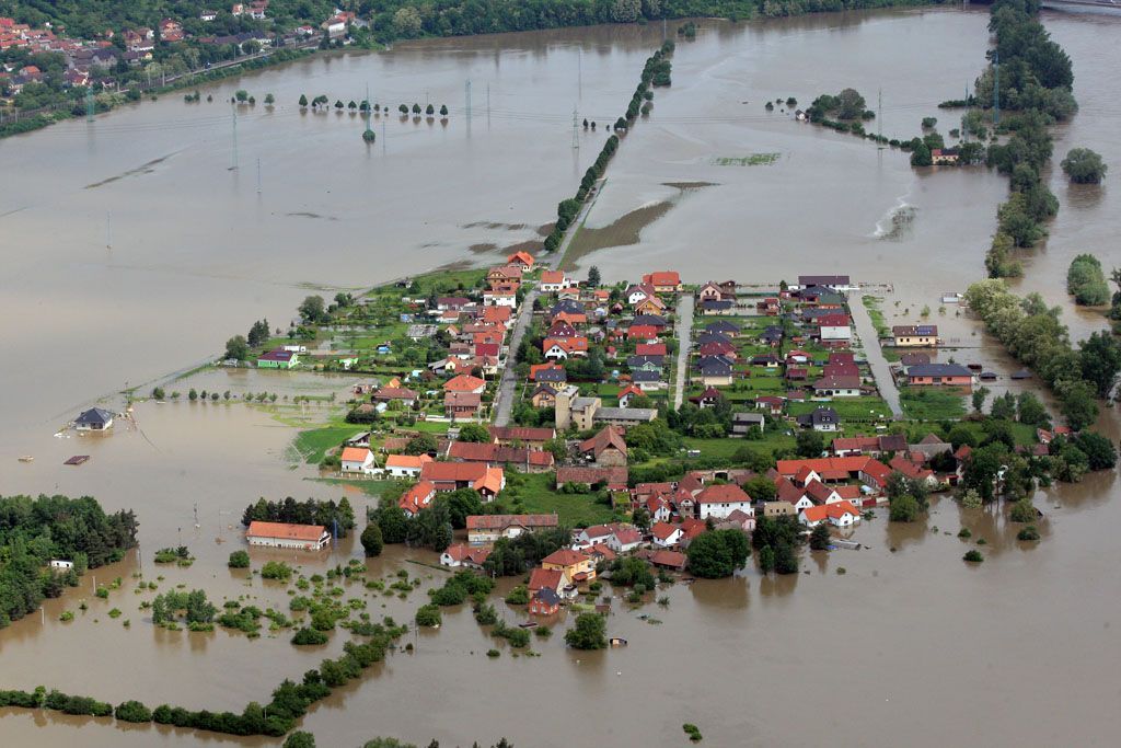 Letem nad zatopeným světem