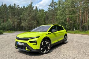 Prase v atomovce a solná lázeň. Škoda má nejrychlejší auto, testovalo se u Mácháče