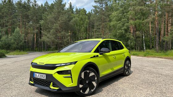 Prase v atomovce a solná lázeň. Škoda má nejrychlejší auto, testovalo se u Mácháče