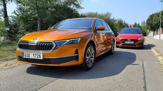 Oba modely nedávno prošly decentní modernizací. Porovnali jsme Škodu Octavia Combi a Hyundai i30 Kombi.