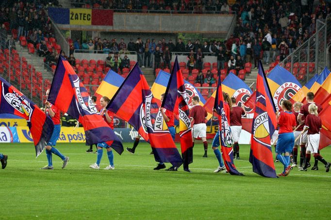 Finále poháru, Sparta-Plzeň: zahájení