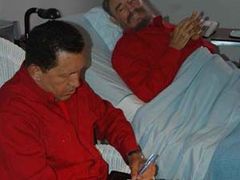Venezuelský prezident Hugo Chávez považuje Castra za přítele i učitele.