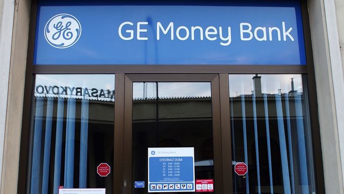 Značka GE Money Bank v Česku končí.