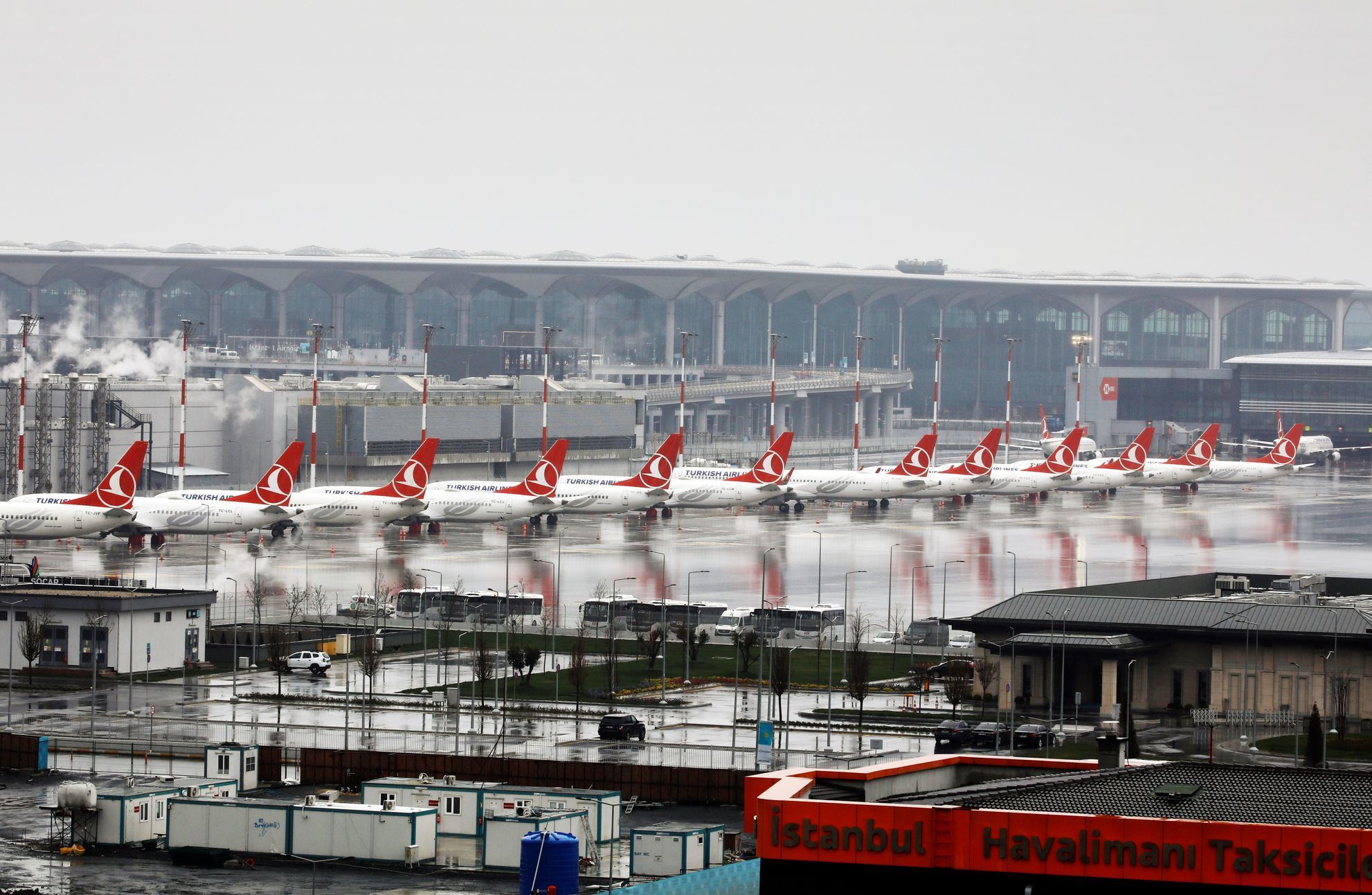 Fotogalerie / Odstavená letadla během koronavirové krize / Reuters
