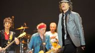 Rolling Stones vystoupili za plné účasti všech členů, jimiž jsou Mick Jagger, Keith Richards, Charlie Watts a Ronnie Wood. Poprvé po 20 letech se k nim na pódiu přidal i původní baskytarista bandu Bill Wyman.