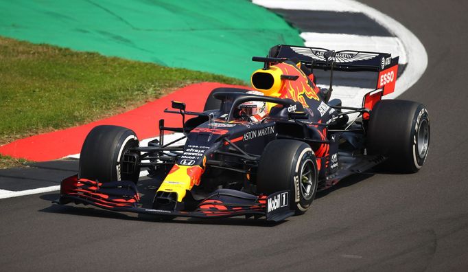 Max Verstappen v Red Bullu ve Velké ceně k výročí 70 let F1