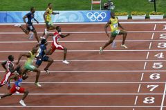 Král sprinterů Bolt: Kdyby nezpomalil, zaběhl by 9,52