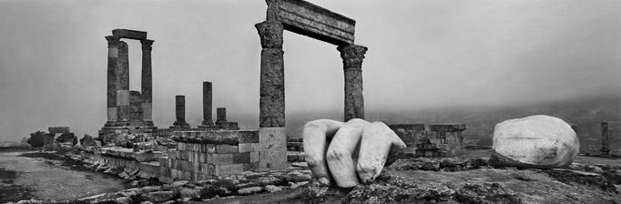 Josef Koudelka: Jordánsko, Ammán, 2012