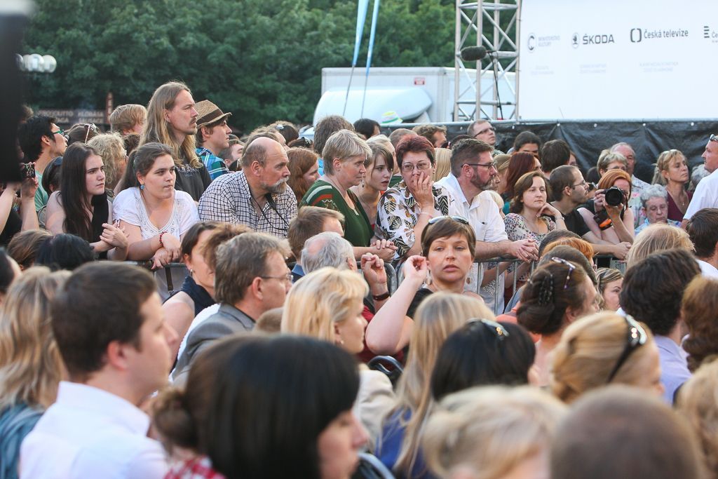Česká fiharmonie a Bobby McFerrin na Staroměstském náměstí