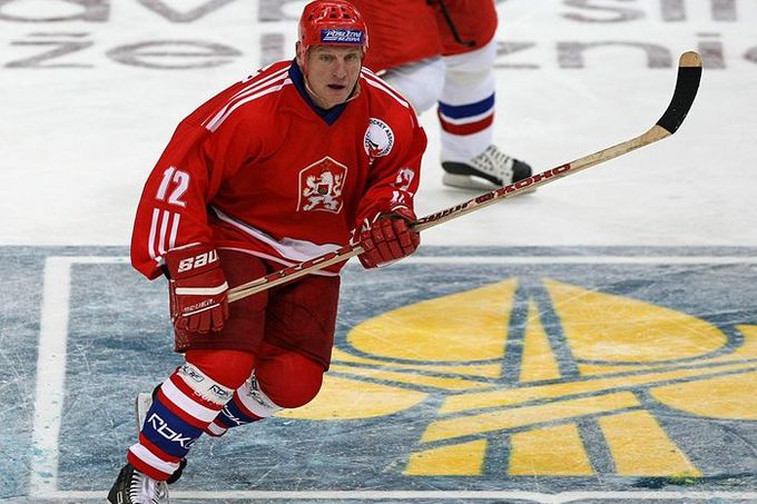 Hokejový útočník Pavel Richter z éry pětaosmdesátých let znovu na ledu.