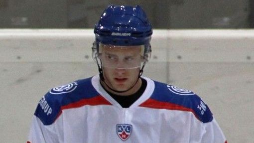 Český hokejista Jiří Sekáč z HC LEV Praha v přípravě na sezónu 2012/13.