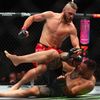 Jiří Procházka při souboji s Aleksandarem Rakičem v rámci UFC 300