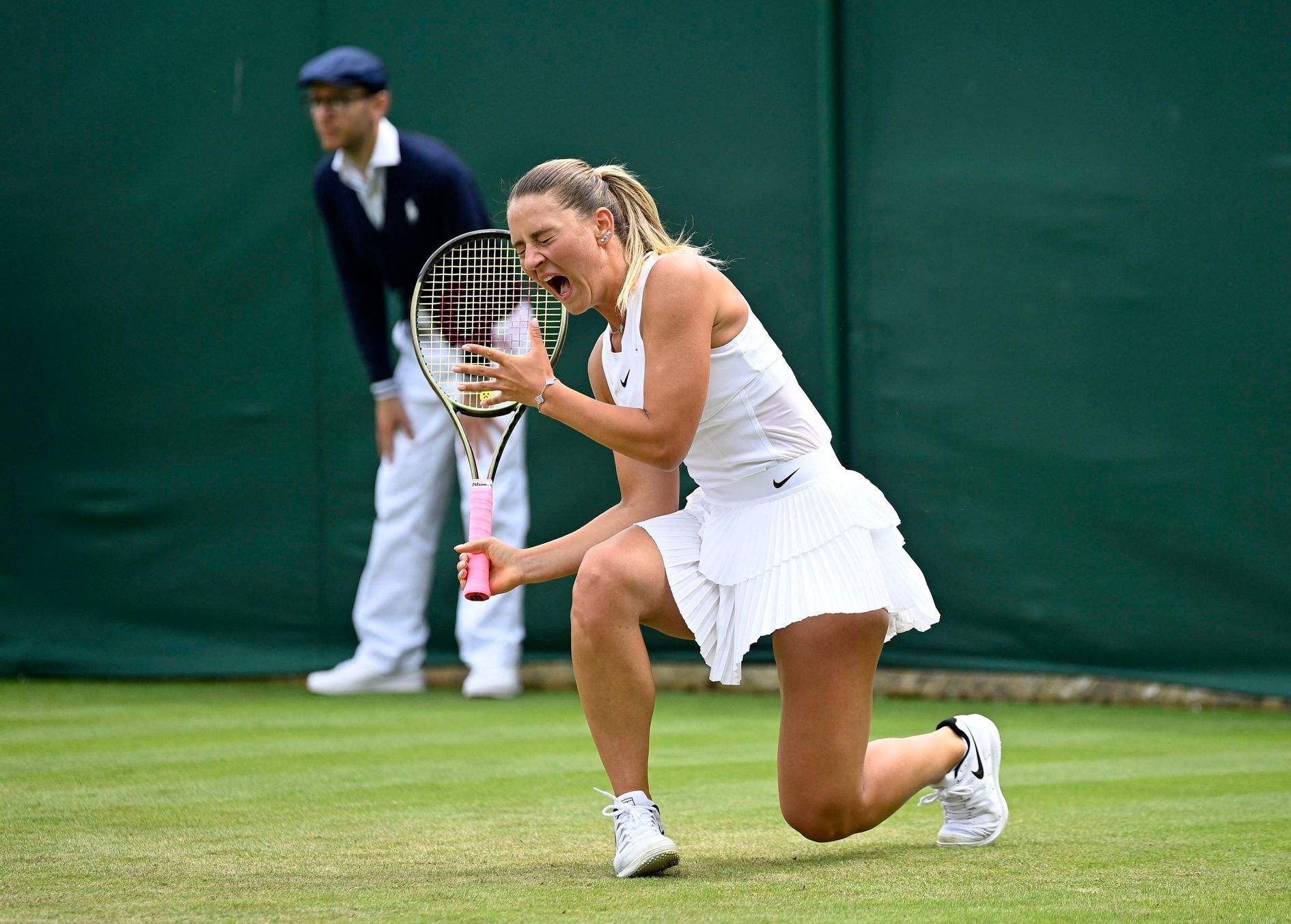 Wimbledon 2022, 2. den (Marta Kosťuková) - Aktuálně.cz