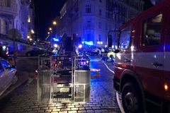 Policie stíhá dva zaměstnance hotelu v Náplavní ulici. Požár asi způsobily nedopalky