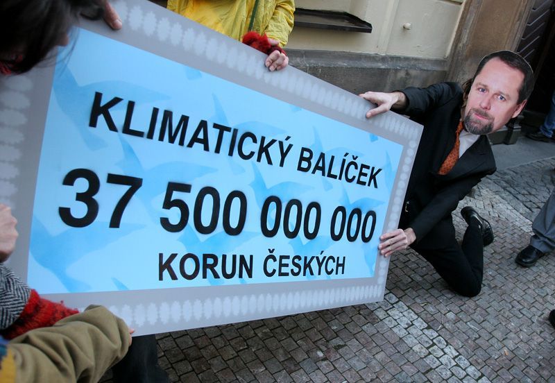 Greenpeace před parlamentem