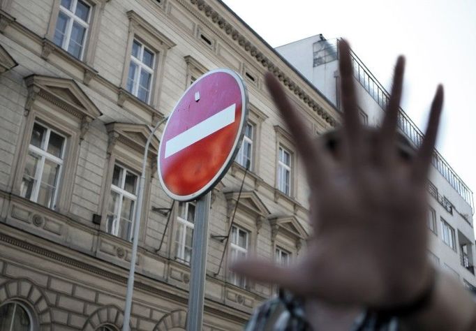 Elitní detektiv Karel Tichý. Focení přislíbil pouze pod slibem, že na snímcích nebude poznat.