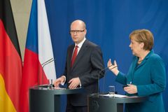Sobotka: Angela Merkelová má přijet do Prahy, hledáme vhodný termín