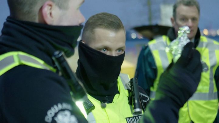 Nizozemci v kontroverzní reportáži zabavili Britům svačiny. Nejde o vtip