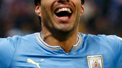Luis Suárez z Uruguaye slaví branku na světovém šampionátu