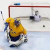 Kanada-Švédsko, finále: Henrik Lundqvist dostává gól na 0:3