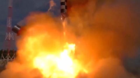 Jaderné rakety i podvodní dron. Rusko ukázalo na videu své nejmodernější zbraně
