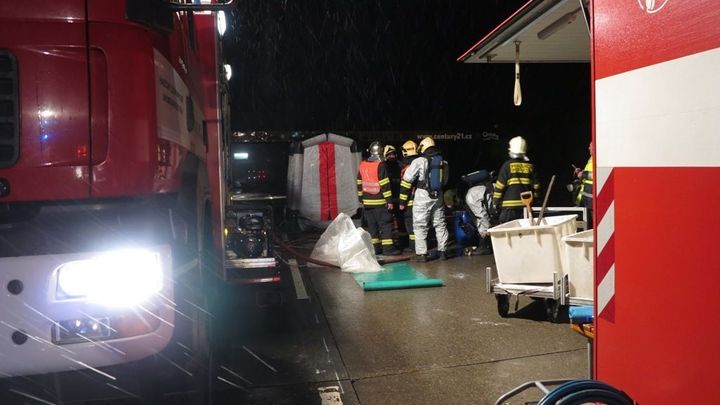 Dálnici D1 ve směru na Brno zastavila hromadná nehoda