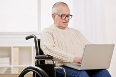 V Česku přibývá pracujících důchodců, je jich 145 tisíc
