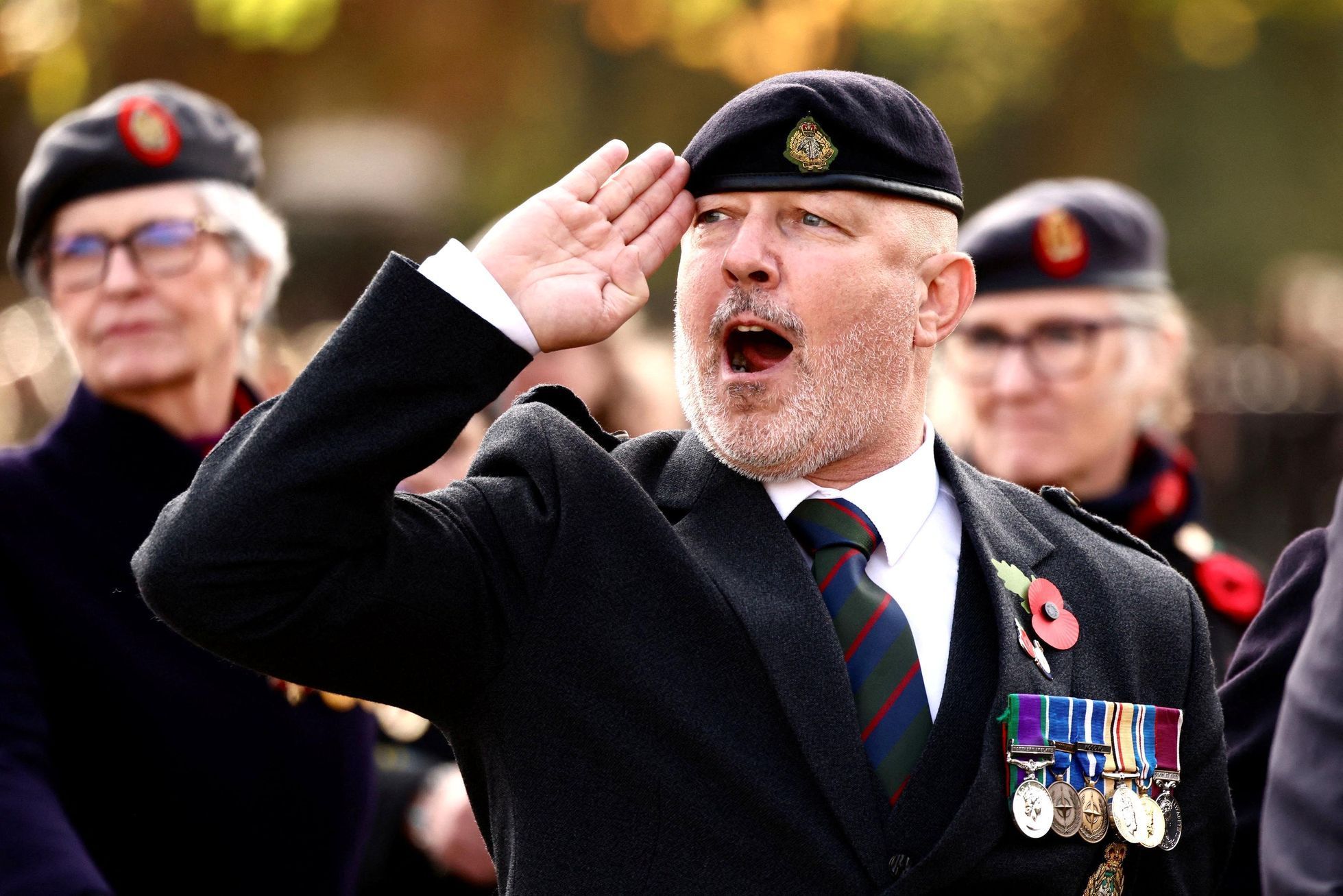 Velká Británie, den vzpomínek, váleční veteráni, Kate, Camilla, královská rodina