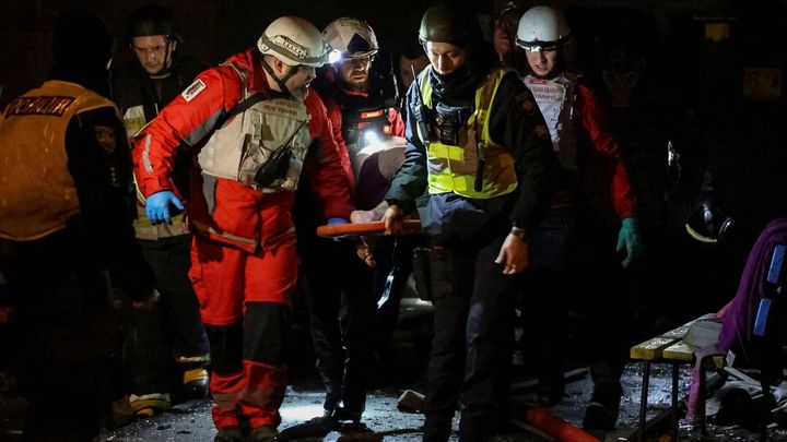 Když se rozhoří nebe. Obyvatelé Kyjeva prožili pět hodin hrůzy, Rusko masivně útočilo