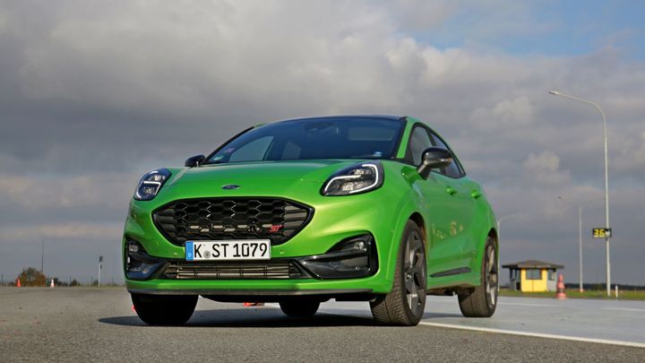 Zelená bestie si nabrousila drápy. Poprvé za volantem Fordu Puma ST
