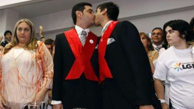 Ilustrační fotografie. První svatba homosexuálů v Latinské Americe - Argentina.