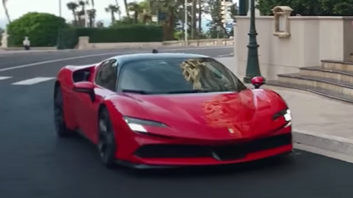 Ferrari natočilo v Monaku poctu kultovnímu krátkému filmu. Budí rozporuplné reakce