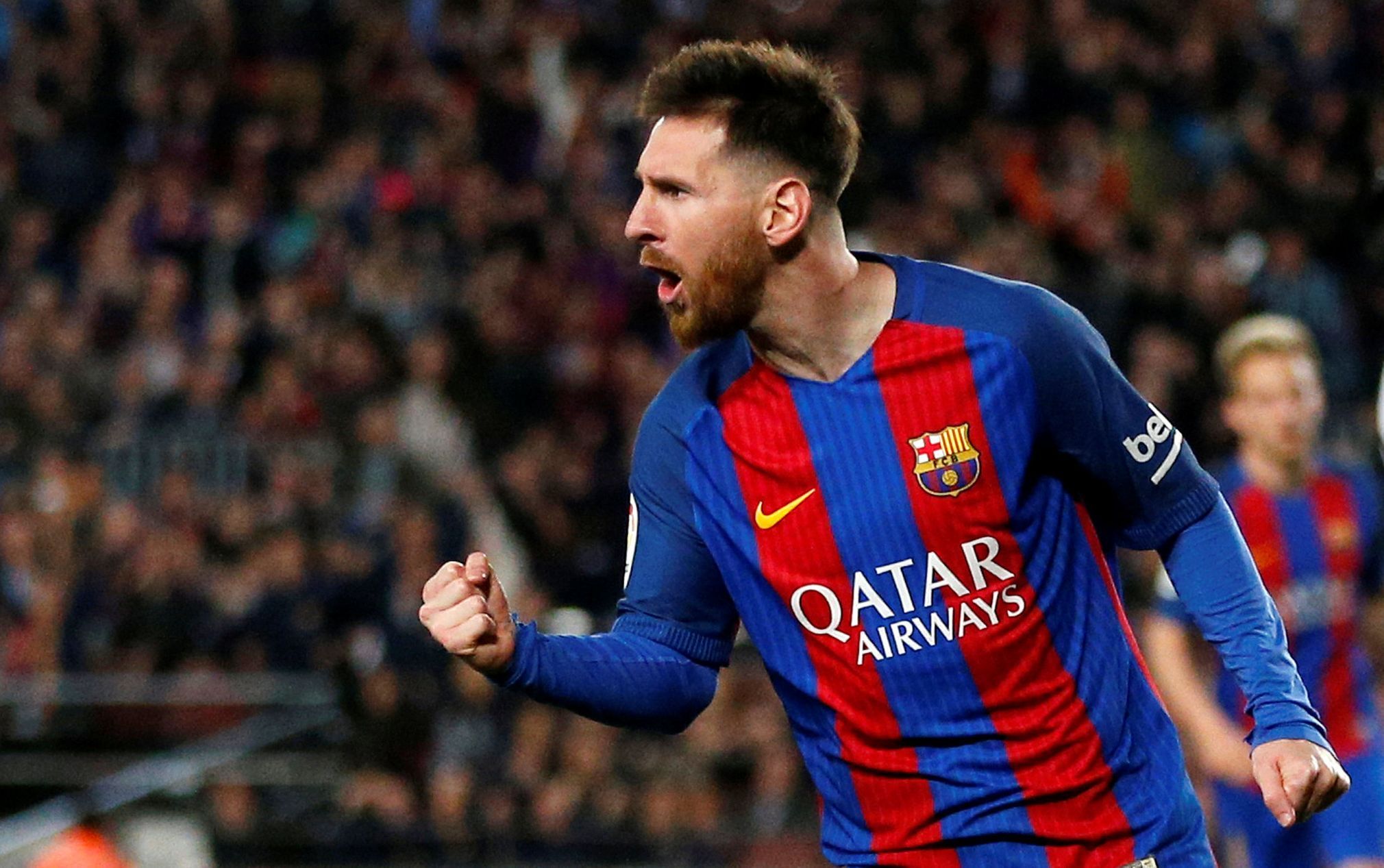 Lionel Messi slaví gól Barcelony