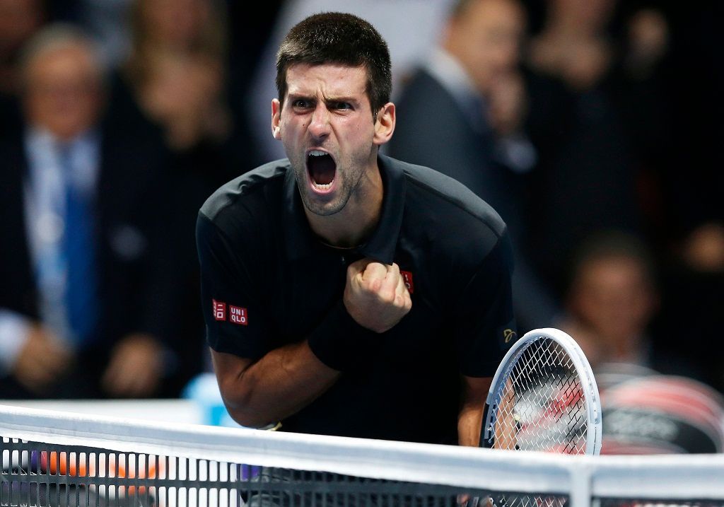 Novak Djokovič slaví triumf na tenisovém Turnaji mistrů 2012