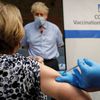 očkování, koronavirus, velká británie, UK, pfizer, vakcína, covid