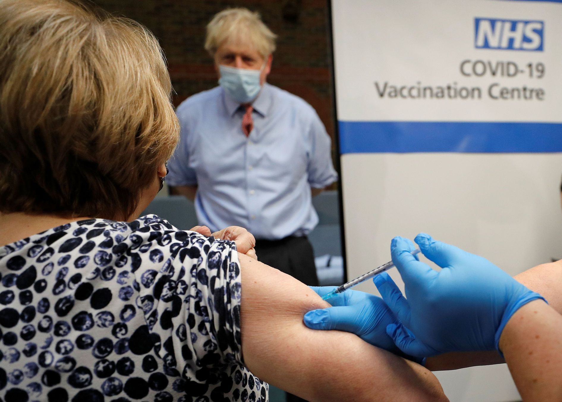 očkování, koronavirus, velká británie, UK, pfizer, vakcína, covid