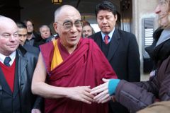Čína se bouří kvůli schůzce Kisky s dalajlámou. Peking hrozí Bratislavě odvetou