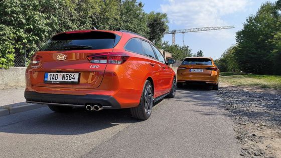 Koupit ojetý kombík pro rodinu a nespálit se? Škoda Octavia a Hyundai i30 pod lupou