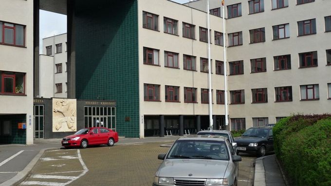 Budova magistrátu v Hradci Králové.