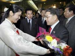 Jihokorejský ministr Lee Džae-jung byl na severu přivítán vřele...