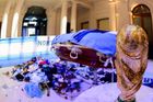 Maradonovy ostatky vystaví v mauzoleu. Tvé přání se stane skutečností, napsala rodina