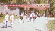 Nová správní budova s vchodem do zoo byla otevřena v roce 1978 a změnila směr návštěvnické prohlídky.