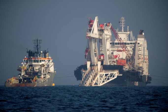 FILE PHOTO: The Nord Stream 2 pipe laying vessel Audacia is pictured off Ruegen island, Germany, November 7, 2018. REUTERS/Axel Schmidt/File Photo