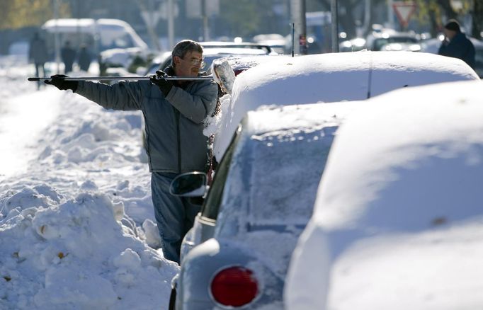 Chorvatský Záhřeb hlásí rekord. Od soboty tam napadlo 40 centimetrů sněhu, nejvíce od roku 1955